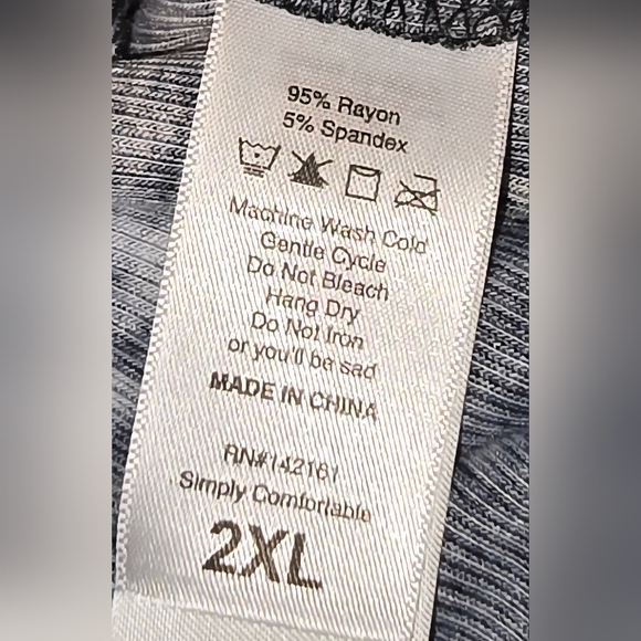 Lularoe Ruby Top 2X - Picture 3 of 3